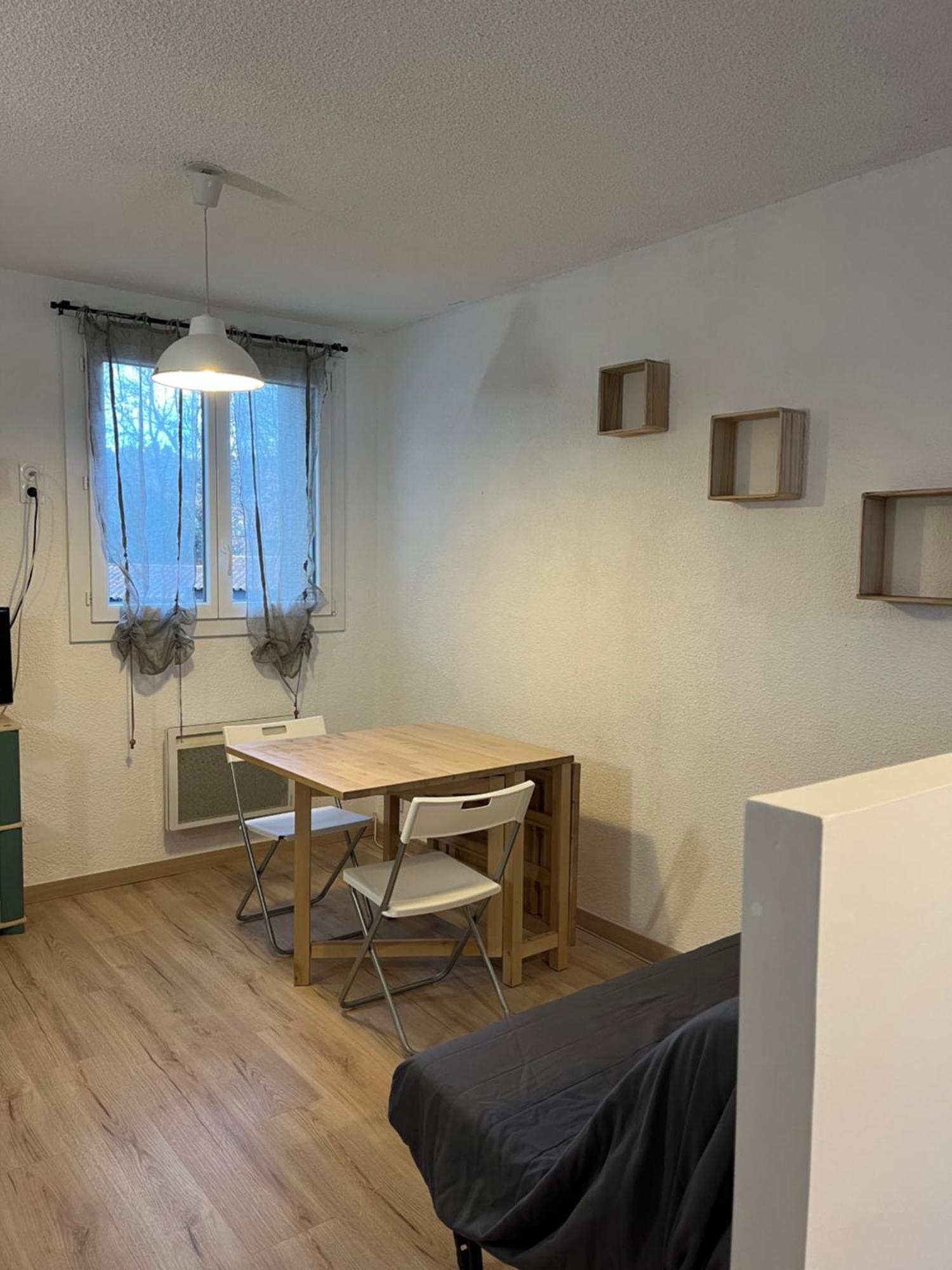 Appartement Moderne & Chaleureux Gréoux-les-Bains Exteriör bild
